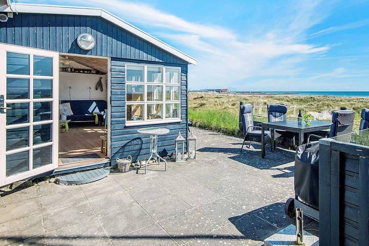 Ferienhaus für 4 Personen, mit Terrasse in Grenå Strand