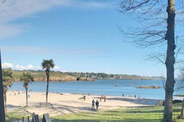 Gîte pour 8 personnes, avec jardin dans Port Manec’h
