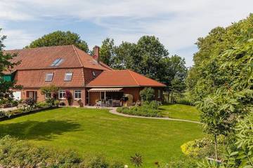Bauernhof für 4 Personen, mit Ausblick und Terrasse sowie Garten, kinderfreundlich auf Eiderstedt