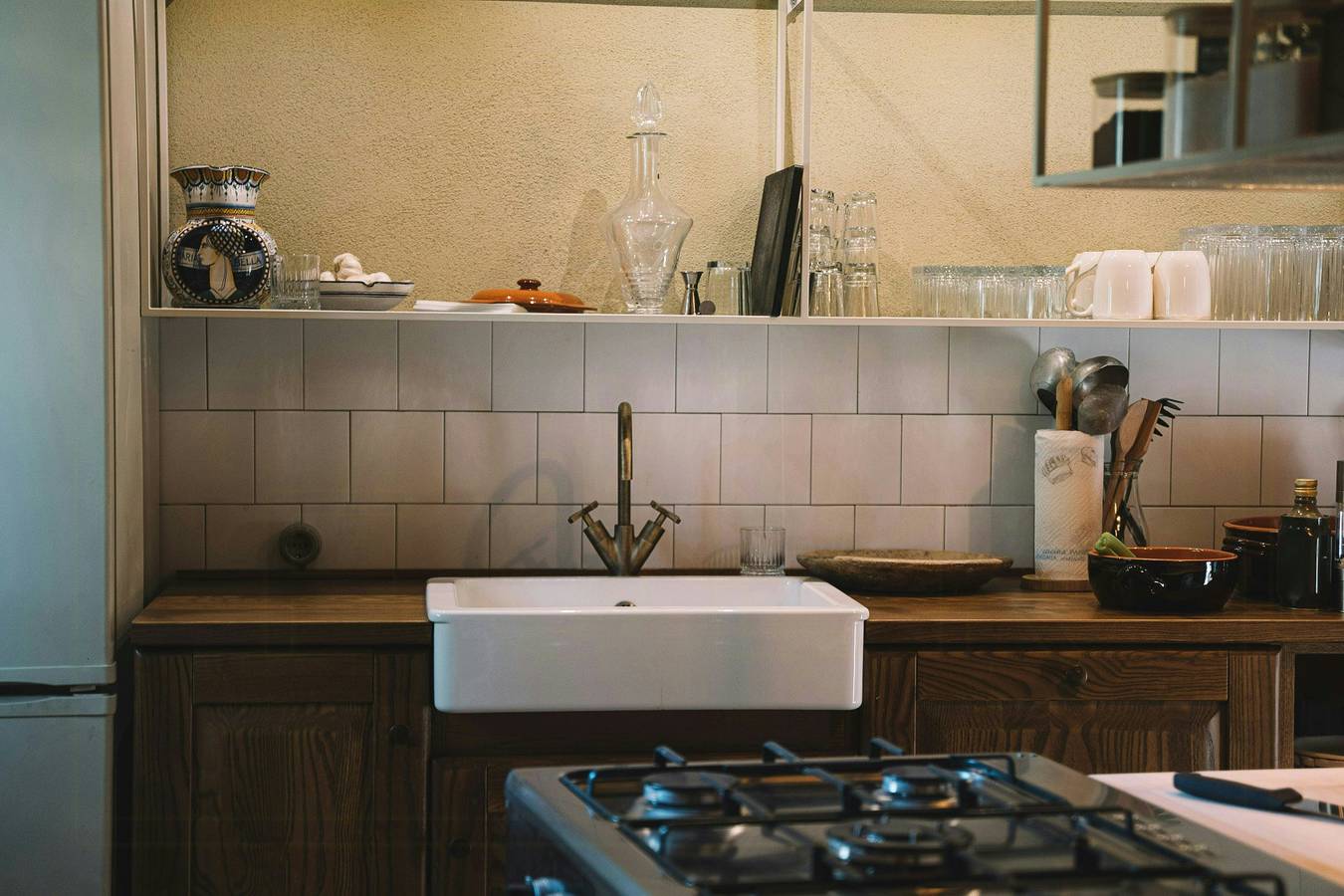 Steinhaus aus dem 18. Jahrhundert am Flussufer in der Romagna in Sarsina, Forlì-Cesena Provinz