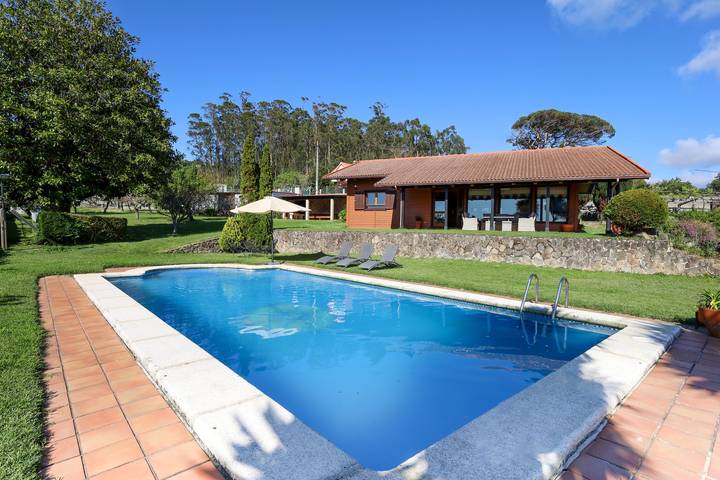 Casa para 7 personas, con Terraza y Jardín en Galicia