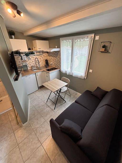 Gîte pour 2 personnes, avec terrasse à Lapalud - 4