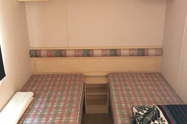 Mobil home pour 6 personnes, avec terrasse et jardin à Servian - 3