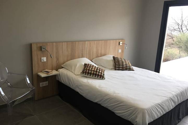 Location de vacances pour 8 personnes, avec jardin et terrasse à Feliceto - 2