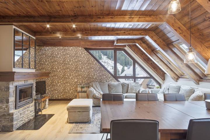 Apartamento entero, Luderna - Dúplex Val de Ruda C10 Estanh Redond in Baqueira, Alto Arán