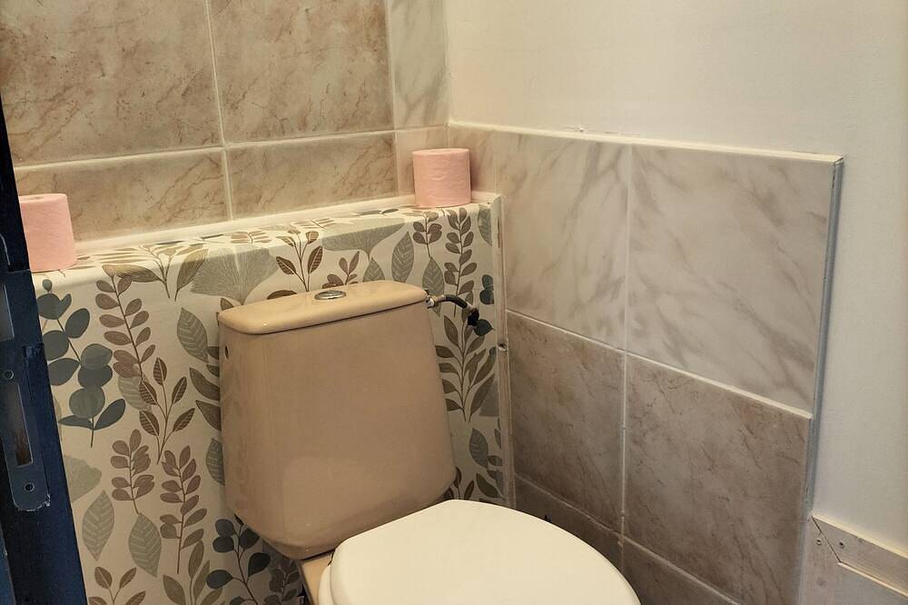 Quiet guest room for 2 people in Chenay, Niort region