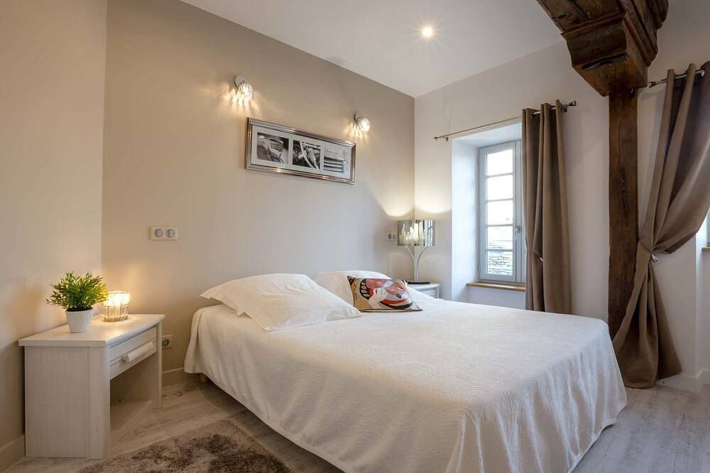 Appartement entier, Beaune Sweet Home -Beaune Guigone- Parking inclus in Beaune, Région de Beaune