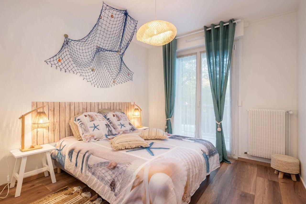 Appartement entier, Beach Resort - Casa Vostra - Caution 800 Eur & Id requises - Saint Julien Centre-Gare in Saint-Julien-en-Genevois, Région de Saint-Julien-en-Genevois