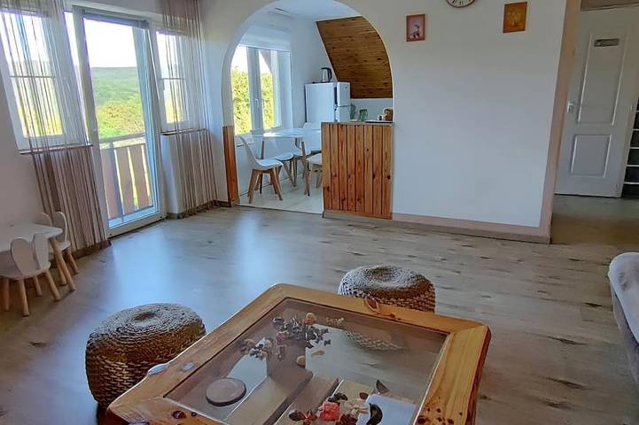 Ferienwohnung für 8 Personen, mit Garten und Terrasse - 1