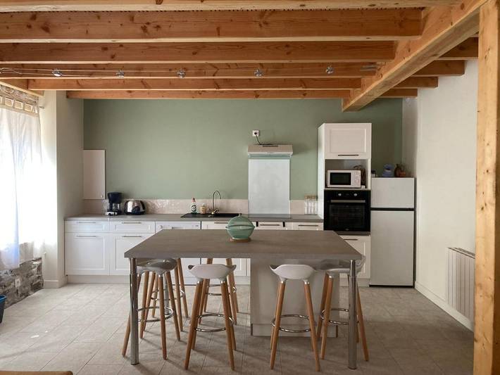 Location de vacances pour 8 personnes, avec jardin à Blesle - 4
