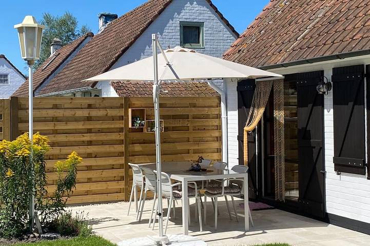 Ferienhaus für 6 Personen, mit Pool und Garten in De Panne