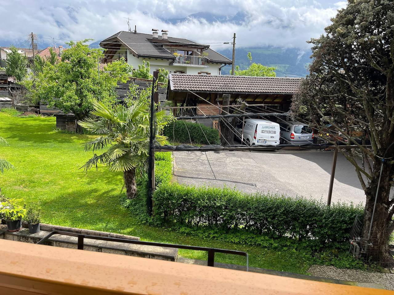 Zimmer 'Nunnenmayr C' mit Bergblick, Gemeinschaftsgarten und Wlan in Dorf Tirol, Texelgruppe