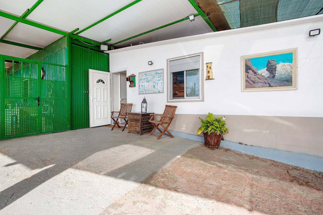 Casa Vacacional 'Las Piletas Dos' con Vista a la Montaña, Terraza Compartida y Wi-Fi in Guía de Isora, South Tenerife