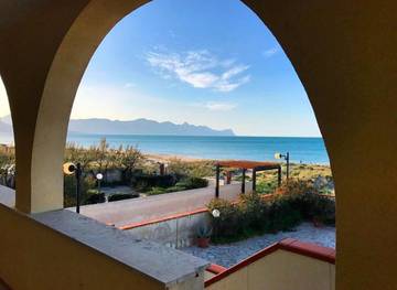 Gîte pour 4 personnes, avec jardin et vue, animaux acceptés à Alcamo Marina