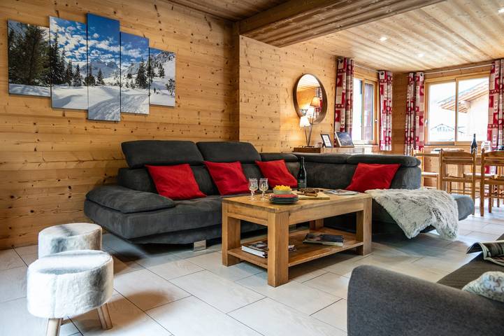 Chalet pour 14 personnes, avec sauna ainsi que balcon et jacuzzi