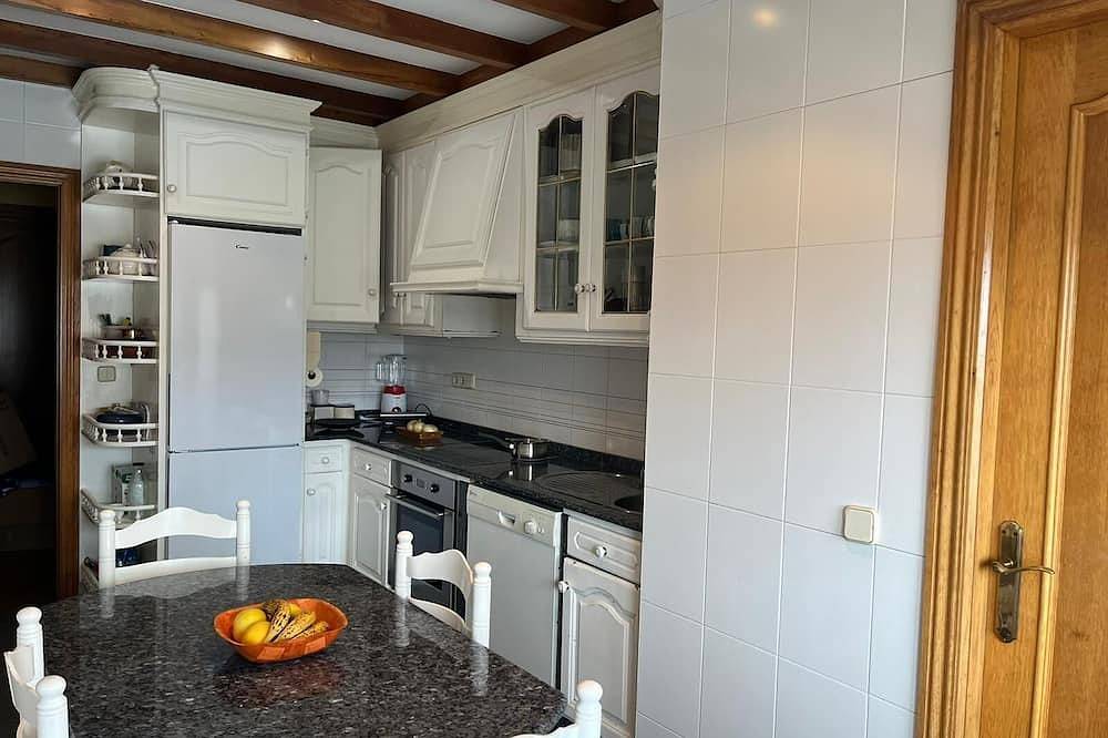 Entire apartment, Apartamento Os Pineiros Cambados in Cambados, Rías Baixas
