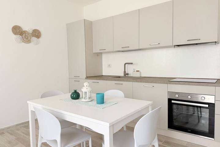 Appartamento intero, S358 - Sirolo, bilocale con giardino e parcheggio in Sirolo, Riviera del Conero