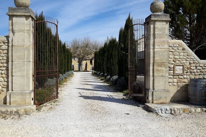 Unterkunft in der Drôme Provençale in einem Bauernhaus aus dem 18. Jahrhundert mit Swimmingpool in Tulette, Nyons und Umgebung