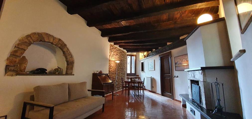 Appartamento per 3 persone, con Balcone e Terrazza nonché Panorama a Sermoneta