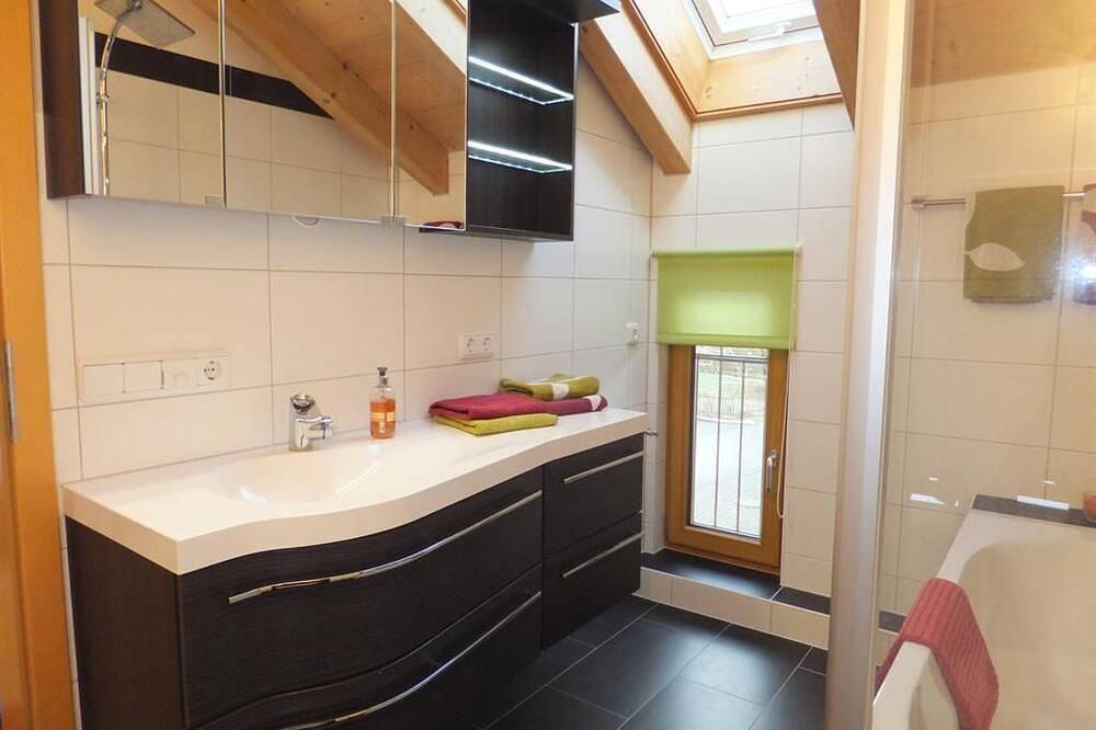 Ganze Wohnung, Fewo Alpenstern, Wohn-Schlafr. mit Balkon - Haus Alpenperle - Senn in Rieden, Bayerisch Schwaben
