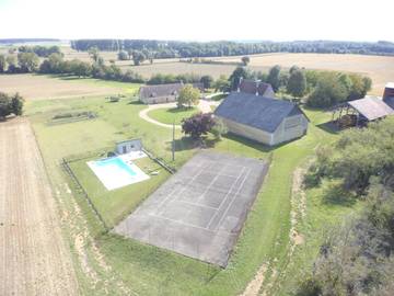 Chambre d’hôte pour 5 personnes, avec jardin et piscine à Sainte-Solange