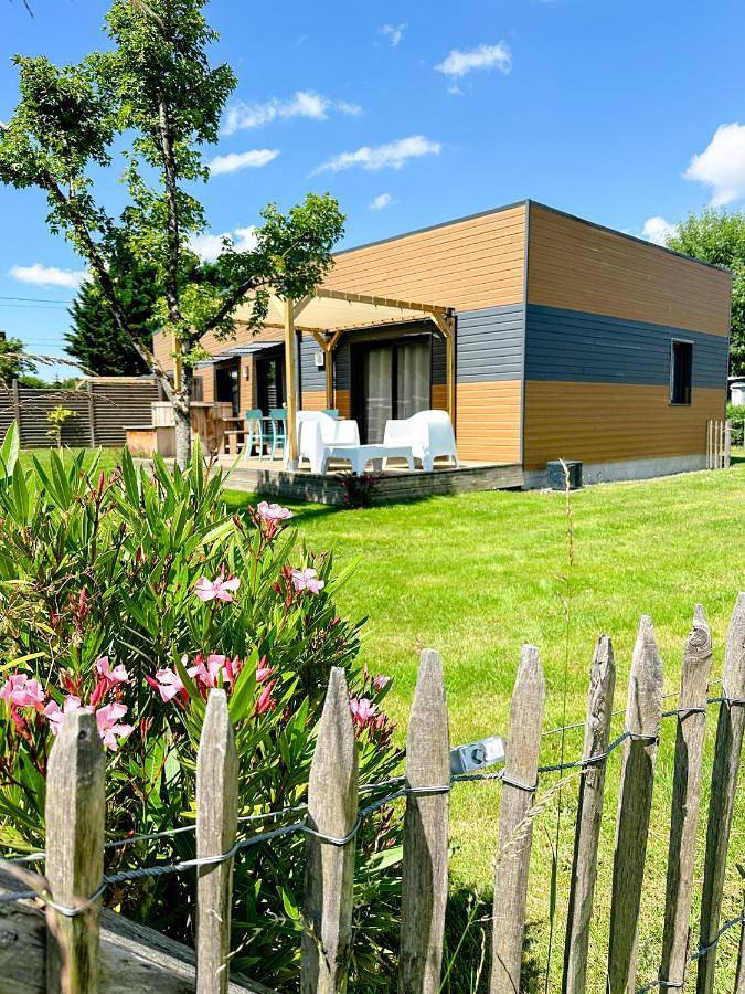 Location de vacances pour 4 personnes, avec Jacuzzi et Terrasse ainsi que Jardin et Vue à Mosnes - 2