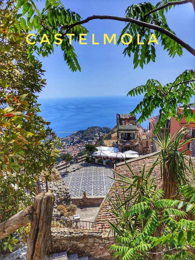 Appartamento per 2 persone, con Balcone e Terrazza nonché Giardino e Panorama a Castelmola