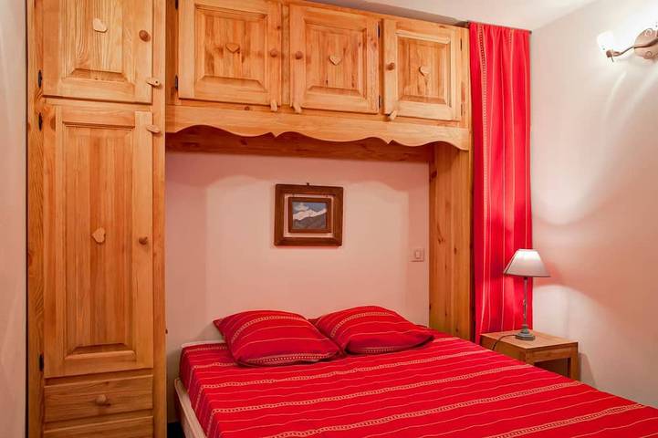 Gîte pour 6 personnes, avec balcon, animaux acceptés dans Casino De Brides Les Bains - 2