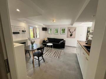 Gîte pour 3 personnes, avec vue et terrasse à Collonges-sous-Salève