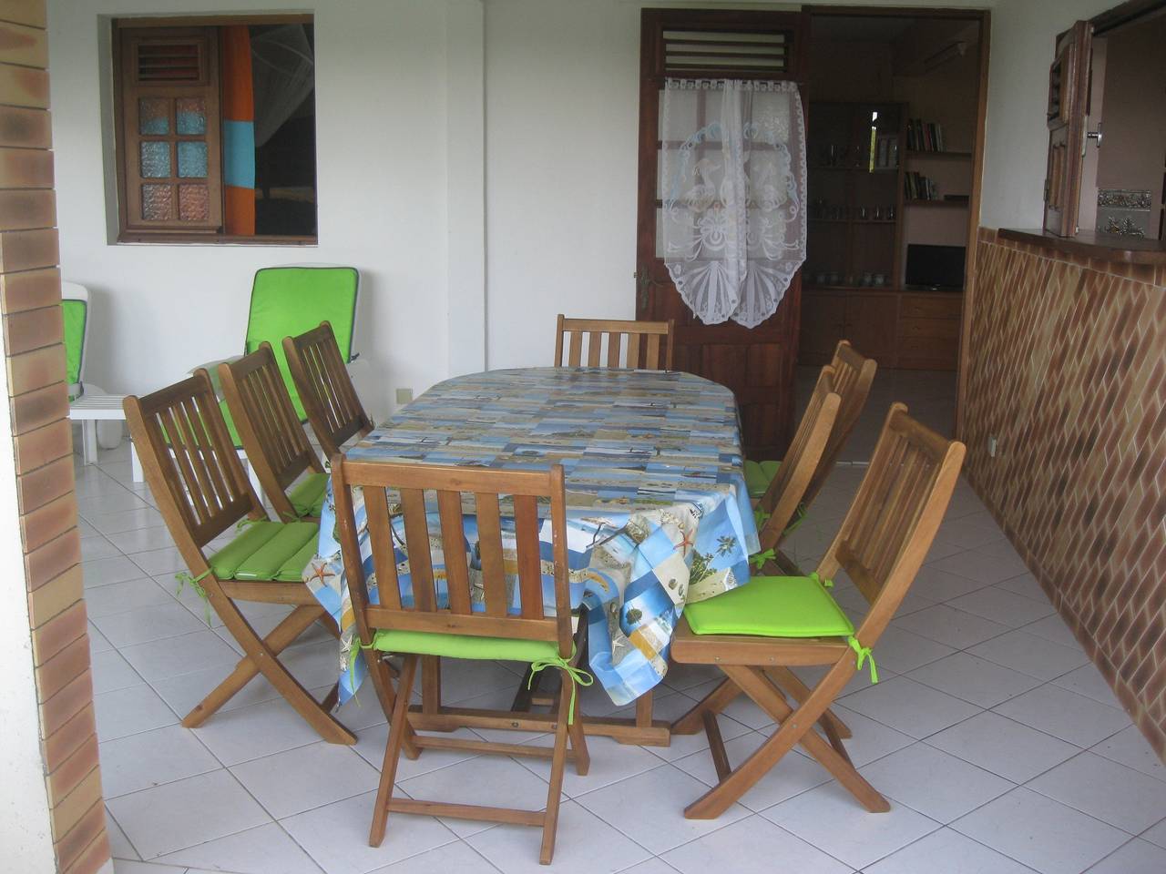 Casa con vistas al mar, Le Robert + Jardín y Terraza in Le Robert, Martinica