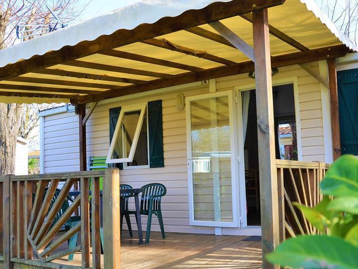 Flower Camping Les Mijeannes - Mobilhome 4 personnes - Mobil-home Confort 29m² 2 chambres + Tv 4 pers in Rieux-de-Pelleport, Ariège