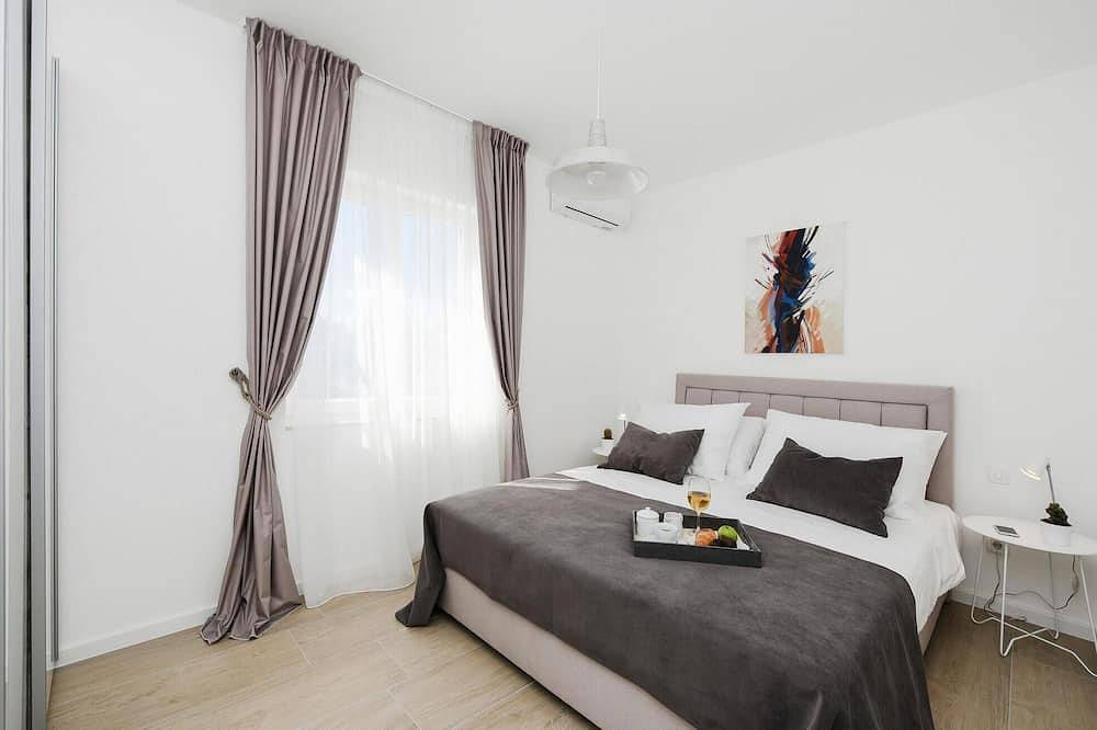 Preciosa casa de 3 dormitorios en Nin in Kraljičina plaža, Nin