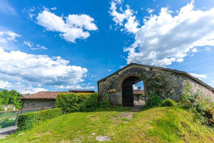 Gîte pour 4 personnes, avec piscine ainsi que jardin et vue à Castiglione di Garfagnana - 3