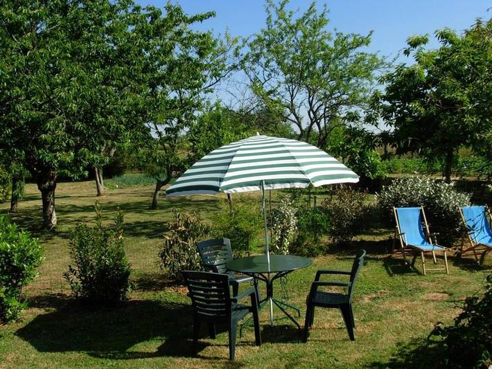 Ferienhaus Chaumot: Komfortabel, Haustiere erlaubt, Wandernähe in Chaumot, Yonne