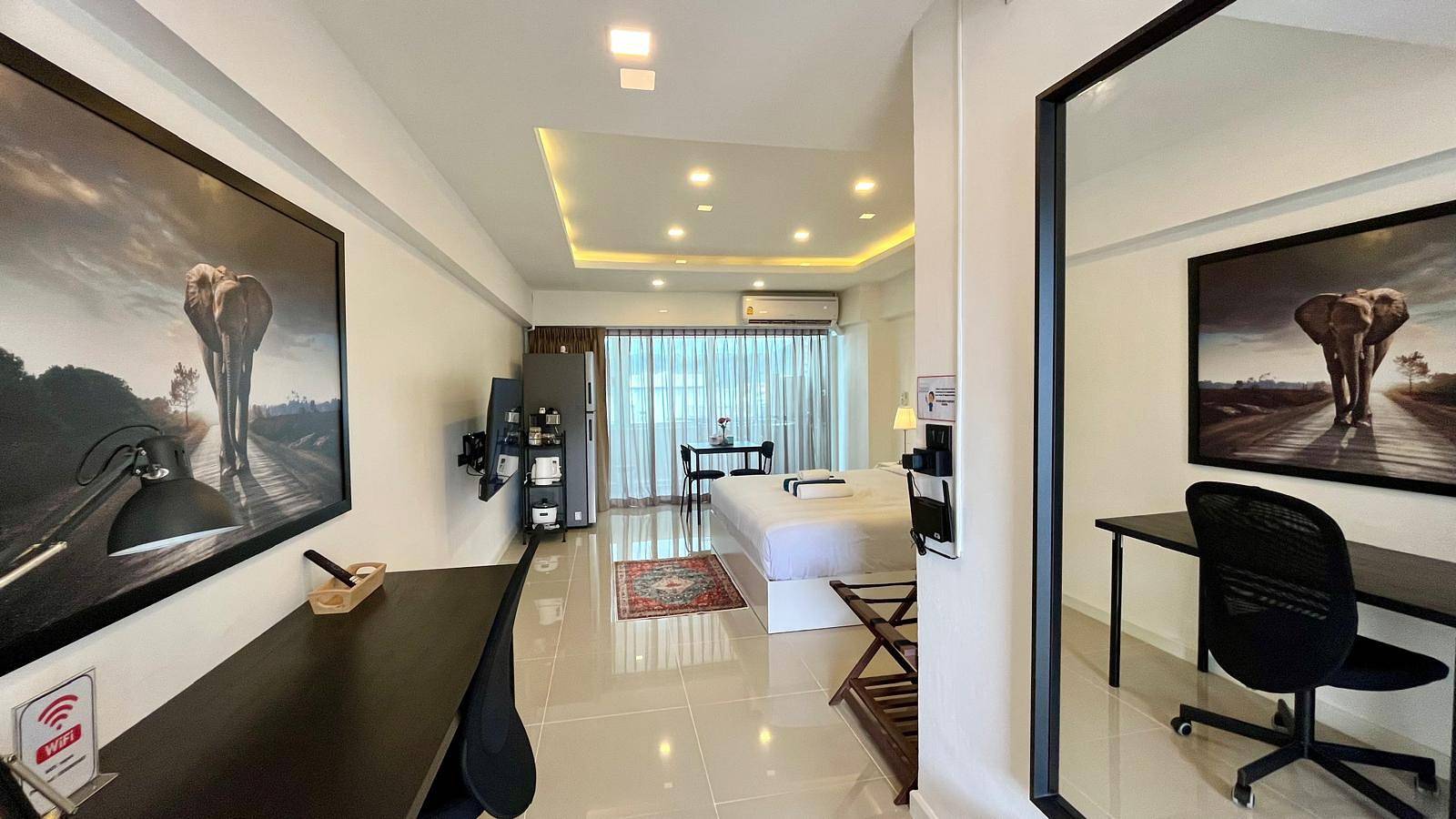 Ganze Wohnung, Studio mit teilweisem Meerblick im 11. Stock in der Nähe von Jungceylon, Bangla Street in Patong Beach, Phuket