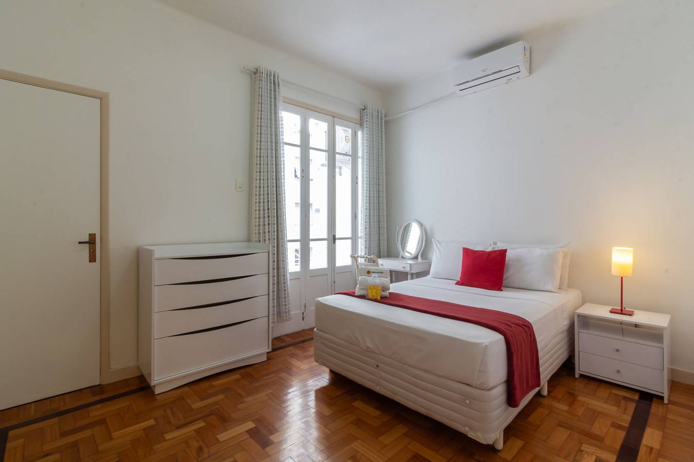 Appartamento intero, 7 minutes from Copacabana Beach | Br402 in Copacabana, Rio de Janeiro