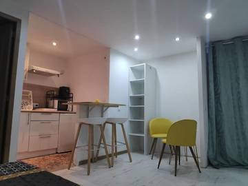 Gîte pour 2 personnes à Alignan-du-Vent