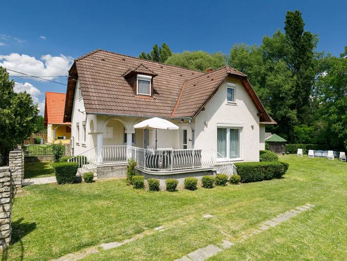 Ferienhaus für 8 Personen, mit Garten in Badacsonytomaj