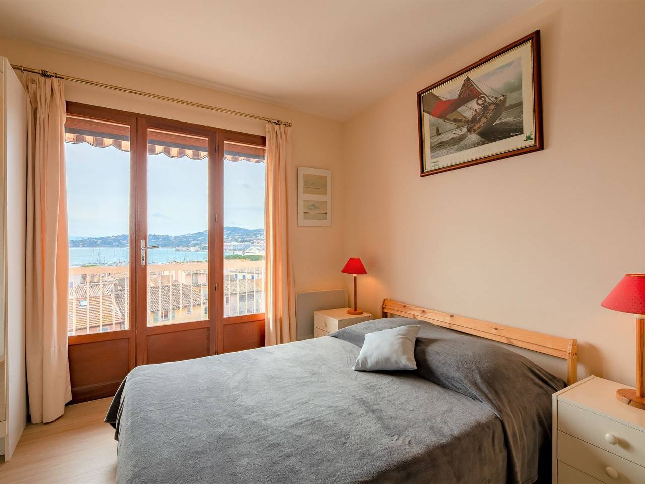 Entire apartment, Les Pins Dorés in Sainte-Maxime, Mediterranean Coast (France)
