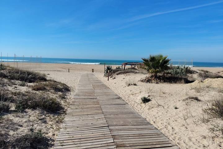 Ganze Wohnung, 🌴 Familienfreundliche Ferienwohnung direkt am Strand | Complejo Atlántico – Playa de la Barrosa 🌊 in Novo Sancti Petri, Chiclana de la Frontera