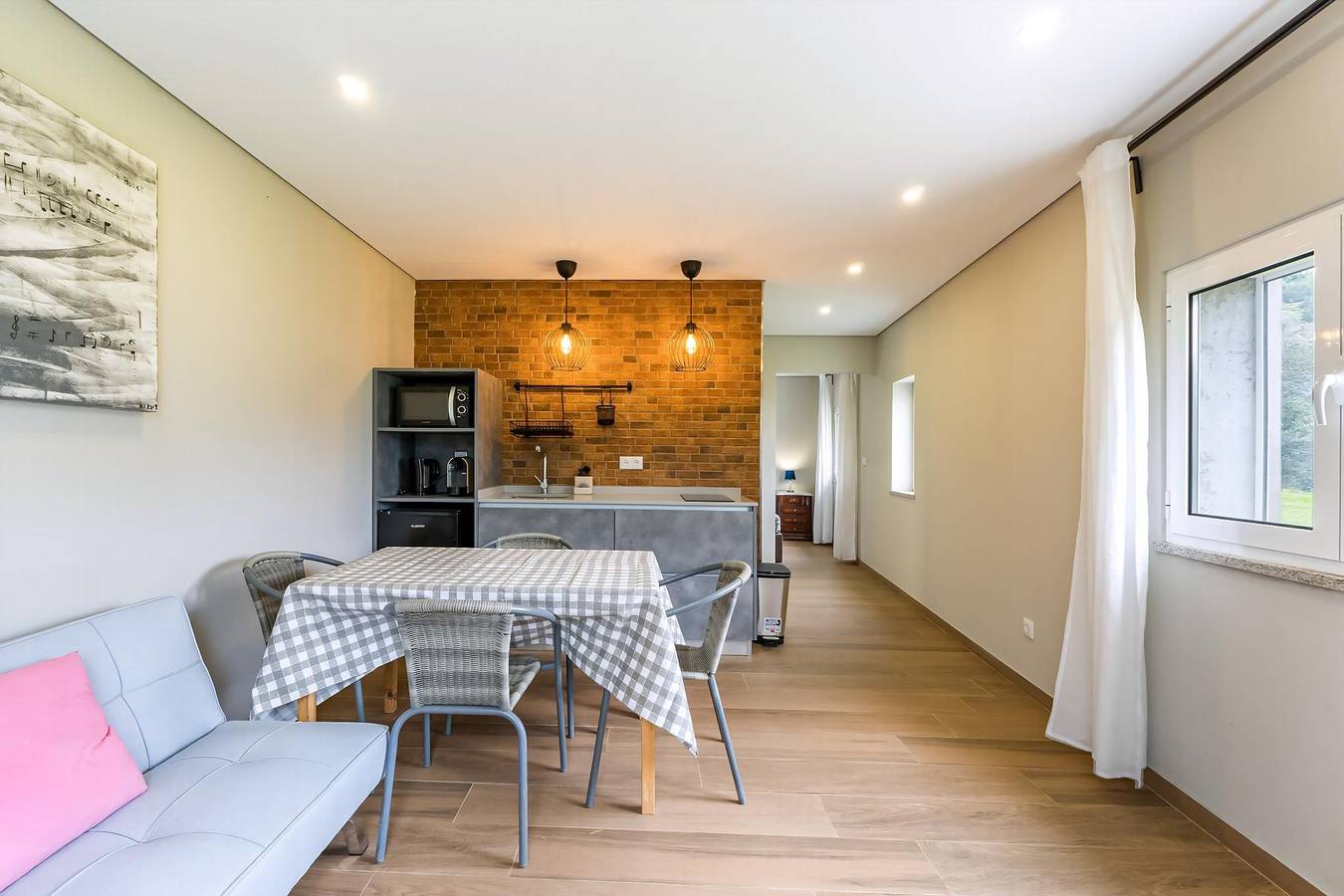 Charming Retreat with Pool, foto 15
