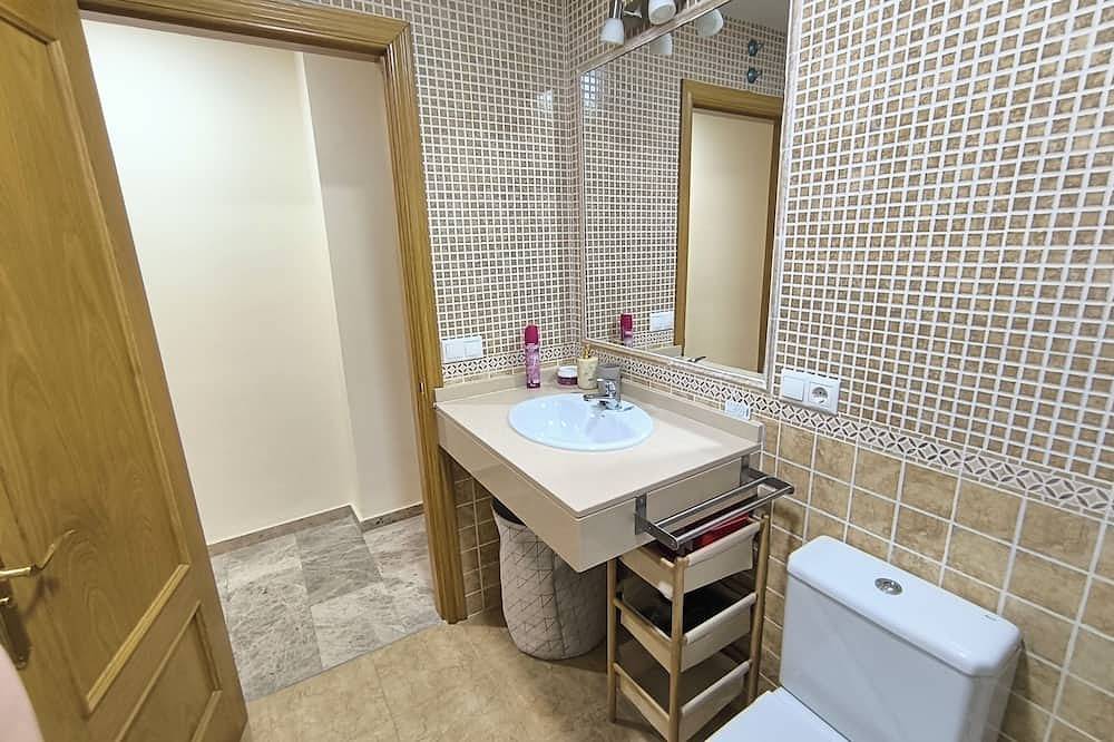 Entire apartment, Beautiful apartment with swimming pools 5 minutes from Las lagunas de Ruidera in Ruidera, Lagunas de Ruidera Natural Park