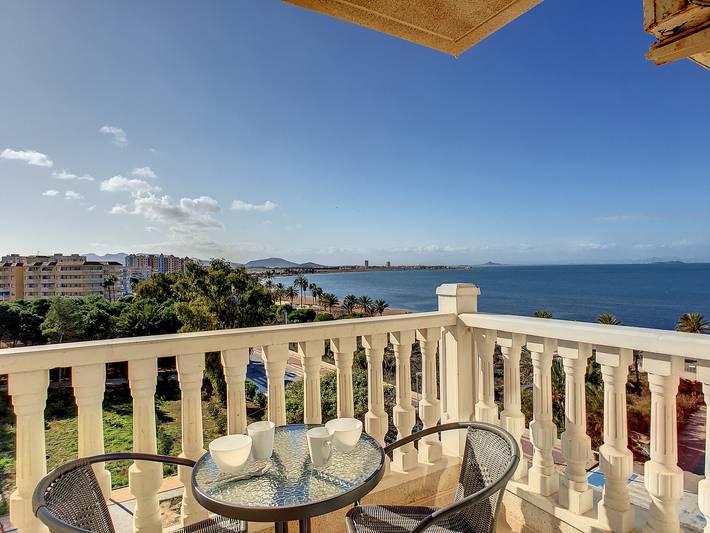 Vacation rental for 4 people, with balcony and children pool, with pets in Cartagena