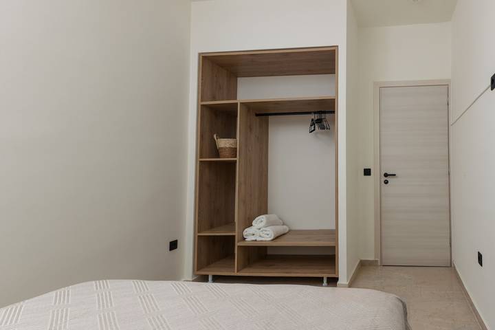 Apartamento para 4 personas, con balcón en Corinto