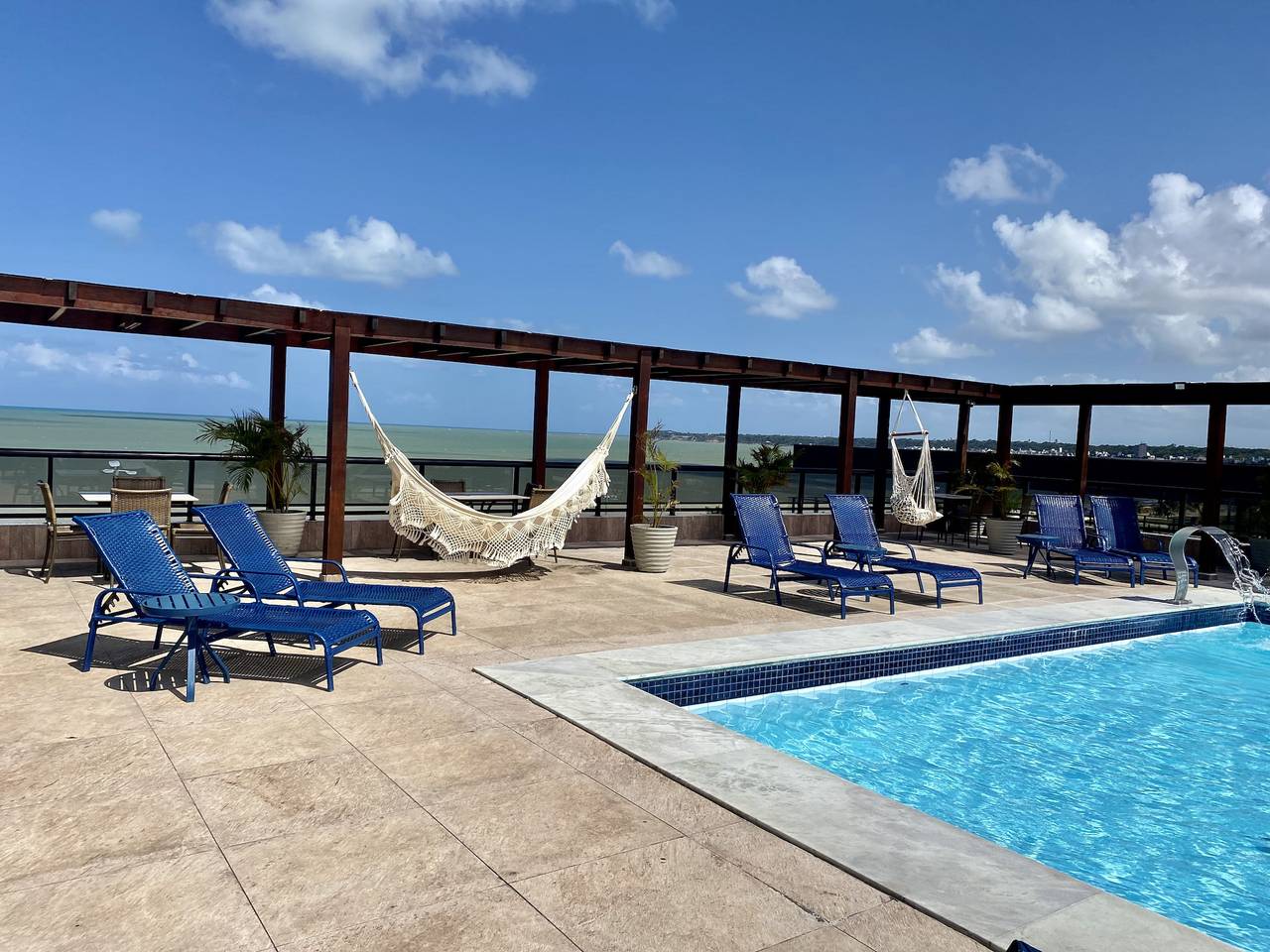 Geheel appartement, Vakantieappartement voor 5 personen met tuin in Cabo Branco, João Pessoa (gemeente)