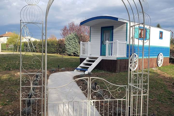 Chambre d’hôte pour 4 personnes, avec Terrasse et Jardin