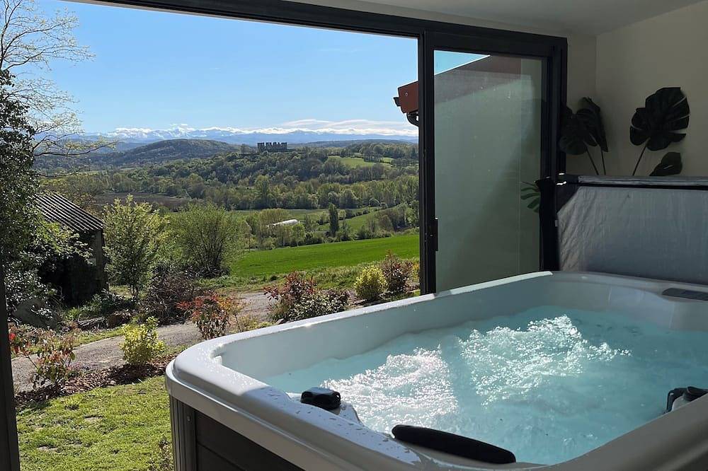 Gîte d'exception Spa & Sauna. Vue sur les Pyrénées in Tréziers, Région de Limoux