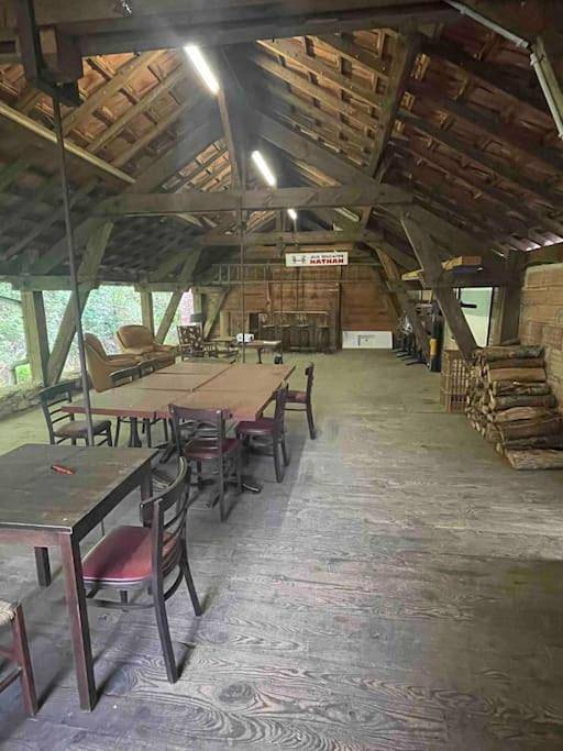 Gîte pour 10 personnes, avec terrasse à Aubusson - 2