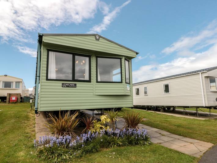 Caravan for 6 people, with pets in Yorkshire