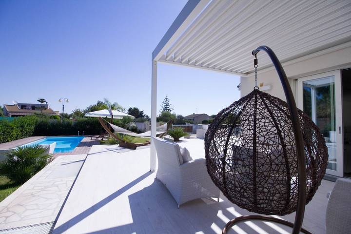 Villa Giame heated pool - Villa Giame in Pozzallo, Provincia de Ragusa